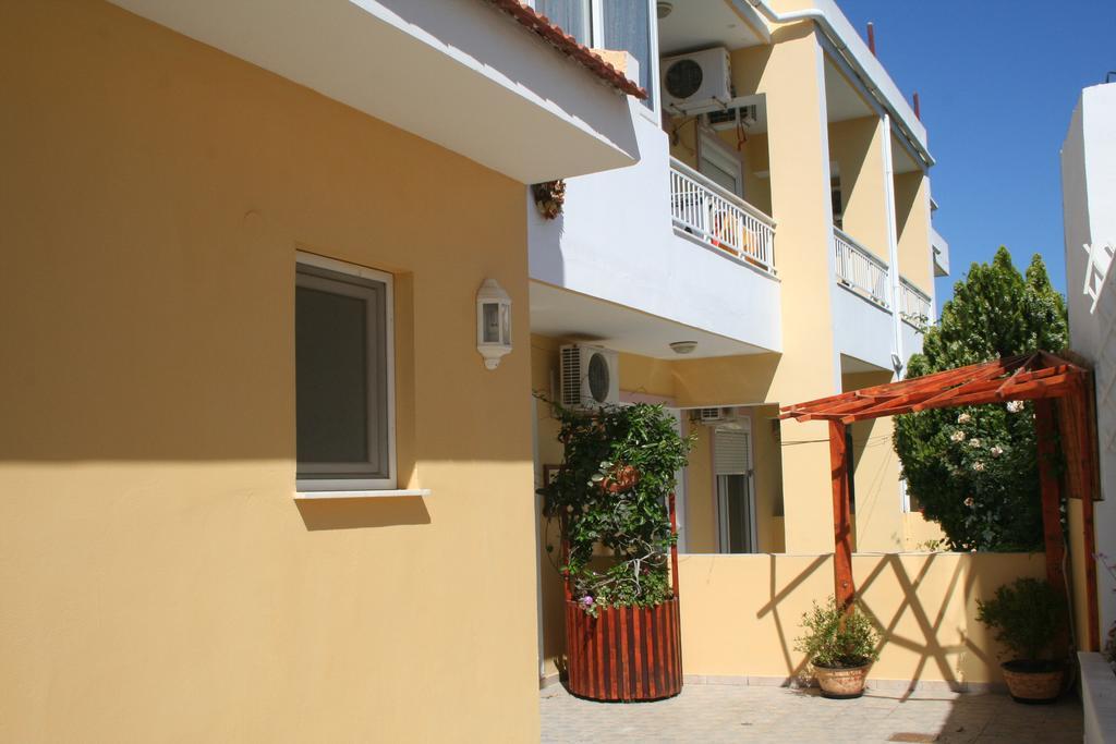 Pantheon Deluxe Apartments Archangelos  Exterior foto