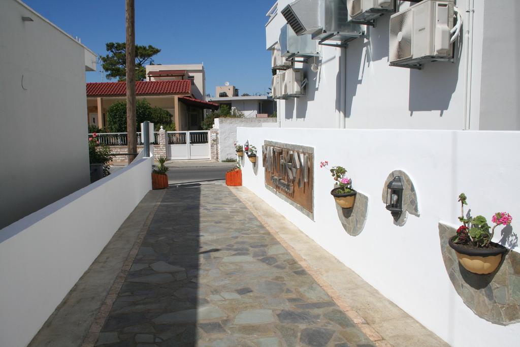 Pantheon Deluxe Apartments Archangelos  Exterior foto