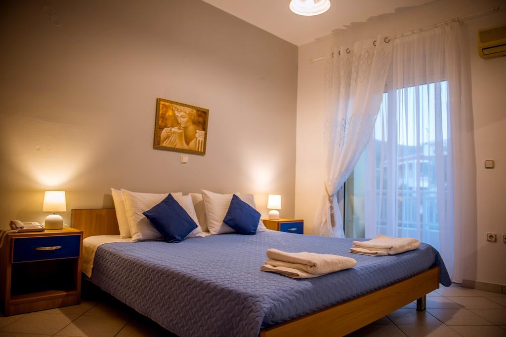 Pantheon Deluxe Apartments Archangelos  Exterior foto