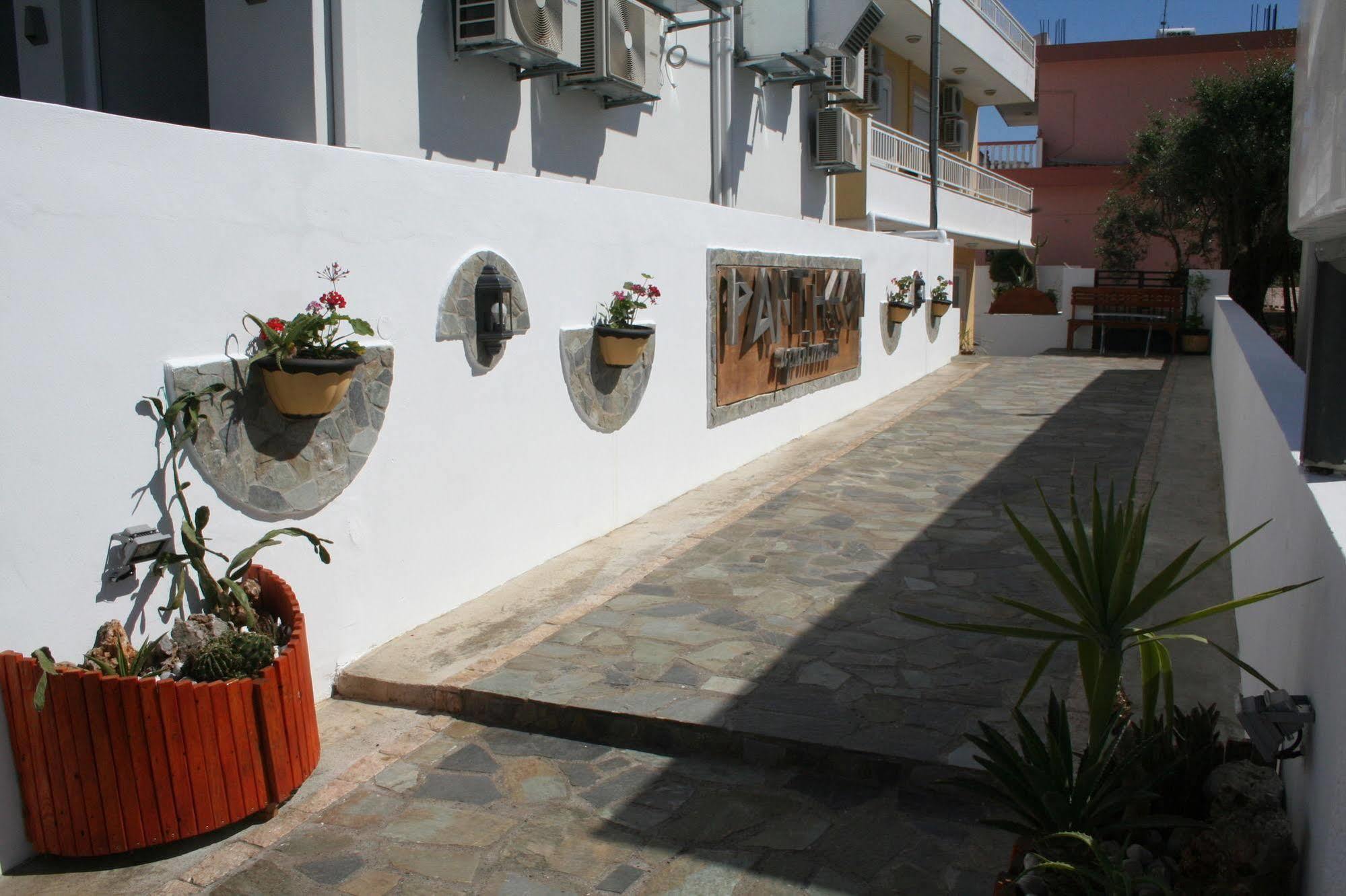 Pantheon Deluxe Apartments Archangelos  Exterior foto